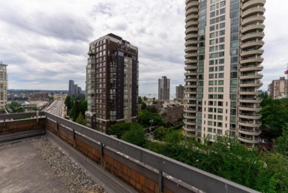 Office / Den Photo of 214 1330 Burrard Street, Vancouver, BC