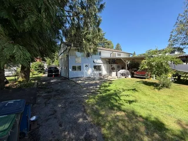 Dining Area Photo of 7272 149a Street, Surrey, BC
