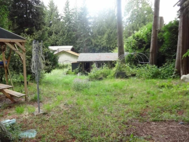 Kitchen Photo of 8161 Westwood Road, Halfmoon Bay, BC