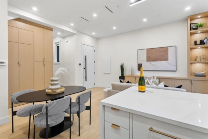 Kitchen Island Photo of 2 5306 Culloden Street, Vancouver, BC