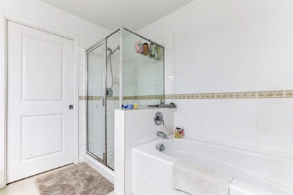 Guest Bathroom Photo of 6 16995 64 Avenue, Surrey, BC