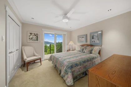 Hallway Photo of 11 Elsdon Bay, Port Moody, BC