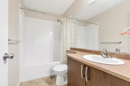 Mudroom Photo of 10777 Erskine Street, Maple Ridge, BC