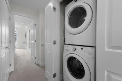 Laundry Room Photo of 18 13328 96 Avenue, Surrey, BC