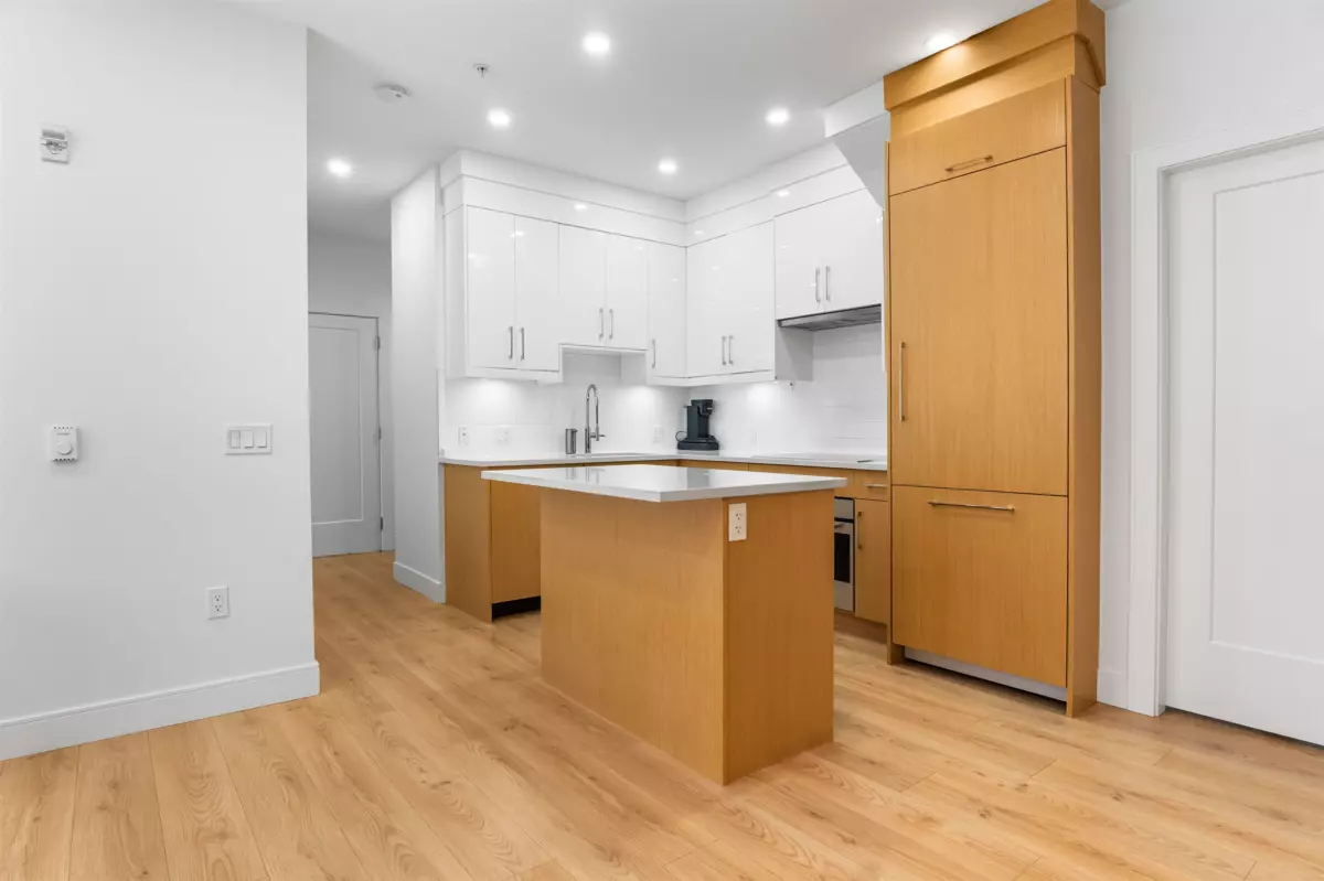Dining Area Photo of 106 7131 17th Avenue, Burnaby, BC