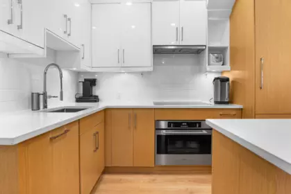 Kitchen Island Photo of 106 7131 17th Avenue, Burnaby, BC