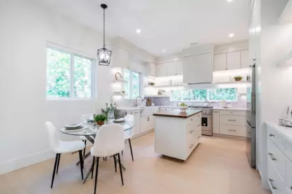 Breakfast Nook Photo of 16908 1 Avenue, Surrey, BC