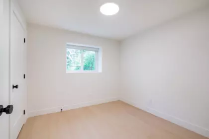 Garden / Landscaping Photo of 16908 1 Avenue, Surrey, BC
