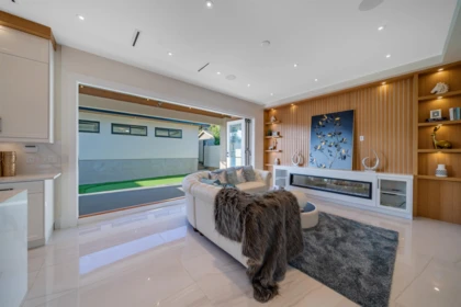 Office / Den Photo of 214 W 24th Street, North Vancouver, BC