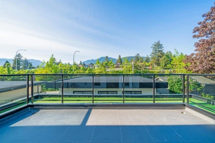 Outdoor Kitchen Photo of 214 W 24th Street, North Vancouver, BC