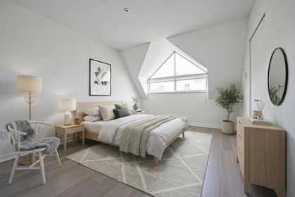 Guest Bathroom Photo of 202 3683 Wellington Avenue, Vancouver, BC