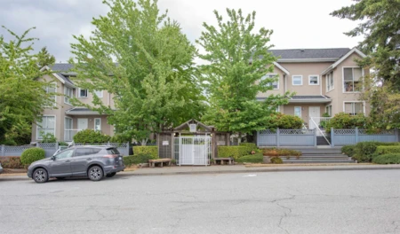Outdoor Patio Photo of 202 3683 Wellington Avenue, Vancouver, BC