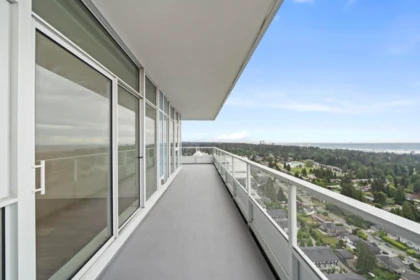 Hallway Photo of 3504 657 Whiting Way, Coquitlam, BC