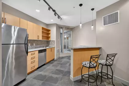 Hallway Photo of 217 11950 Harris Road, Pitt Meadows, BC