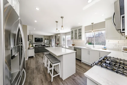 1328 Honeysuckle Lane, Coquitlam, BC, Coquitlam — Single Family Residence for sale