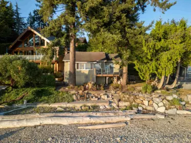 4861 Sunshine Coast Highway, Sechelt, BC, Sechelt — Single Family Residence for sale