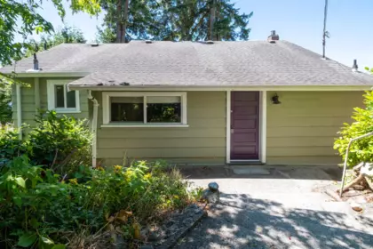 Loft / Bonus Room Photo of 4861 Sunshine Coast Highway, Sechelt, BC