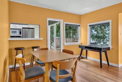 Outdoor Deck Photo of 4861 Sunshine Coast Highway, Sechelt, BC