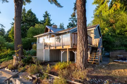 Primary Bedroom Photo of 4861 Sunshine Coast Highway, Sechelt, BC