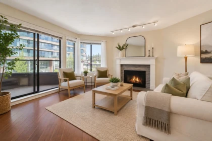 204 1440 George Street, White Rock, BC, White Rock — Apartment/Condo for sale