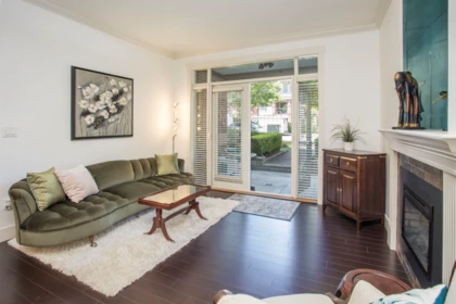102 15368 17a Avenue, Surrey, BC, Surrey — Apartment/Condo for sale