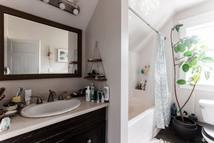 Guest Bathroom Photo of 1924 Kitchener Street, Vancouver, BC