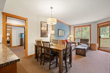 422A 2036 London Lane, Whistler, BC, Whistler — Apartment/Condo for sale
