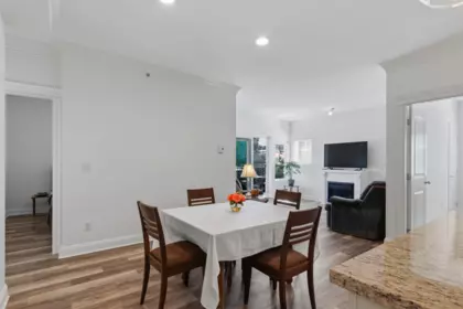 Kitchen Photo of 411 22150 Dewdney Trunk Road, Maple Ridge, BC