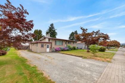 9485 Carleton Street, Chilliwack, BC, Chilliwack — Single Family Residence for sale
