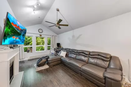 405 9688 148 Street, Surrey, BC, Surrey — Apartment/Condo for sale