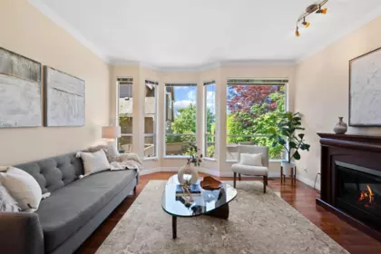 1 230 E Keith Road, North Vancouver, BC, North Vancouver — Townhouse for sale