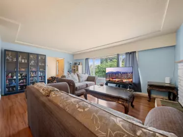 5987 Malvern Avenue, Burnaby, BC, Burnaby — Single Family Residence for sale