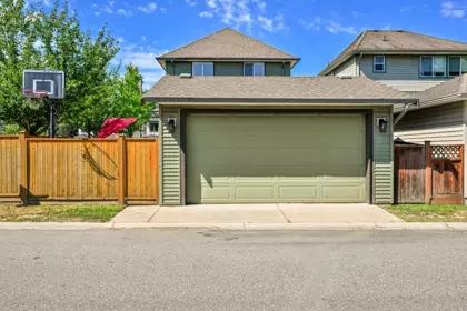 Hot Tub / Spa Photo of 32652 Tunbridge Avenue, Mission, BC