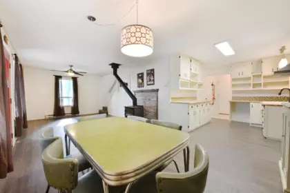 Kitchen Photo of 15011 Root Roundabout Road, Sunshine Valley, BC
