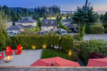 1075 Esplanade Avenue, West Vancouver, BC, West Vancouver — Single Family Residence for sale