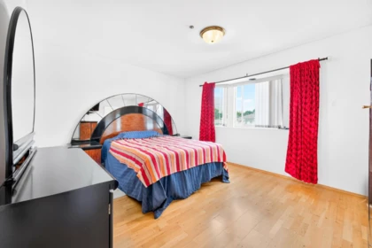 Office / Den Photo of 3423 E 24th Avenue, Vancouver, BC