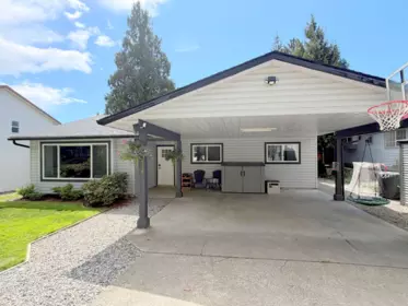 813 O'shea Road, Gibsons, BC, Gibsons — Single Family Residence for sale