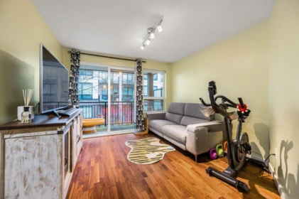 330 9500 Odlin Road, Richmond, BC, Richmond — Apartment/Condo for sale