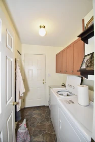 Entry Foyer Photo of 1572 Larchberry Way, Gibsons, BC