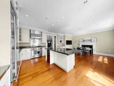 Primary Bedroom Photo of 3976 W 19th Avenue, Vancouver, BC
