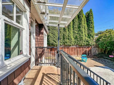 Swimming Pool Photo of 3976 W 19th Avenue, Vancouver, BC