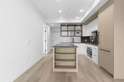302 2268 E Broadway, Vancouver, BC, Vancouver — Apartment/Condo for sale