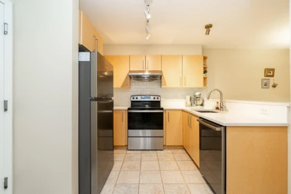 111 7330 Salisbury Avenue, Burnaby, BC, Burnaby — Apartment/Condo for sale