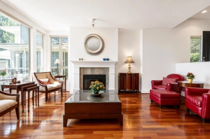 Living Room Photo of 2462 Shadbolt Lane, West Vancouver, BC