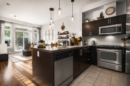 Kitchen Island Photo of 109 12283 224 Street, Maple Ridge, BC