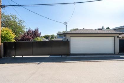 Hot Tub / Spa Photo of 6549 Portland Street, Burnaby, BC