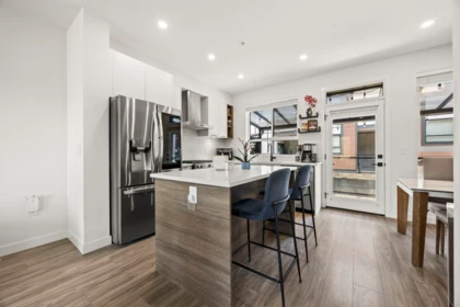 Breakfast Nook Photo of 15 20150 81 Avenue, Langley, BC