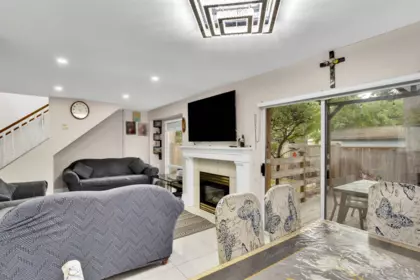 Breakfast Nook Photo of 11 11875 210 Street, Maple Ridge, BC