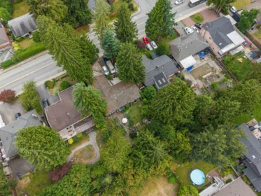 886 E 29th Street, North Vancouver, BC, North Vancouver — Single Family Residence for sale