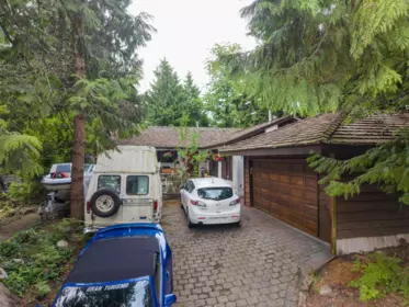 Outdoor Patio Photo of 886 E 29th Street, North Vancouver, BC